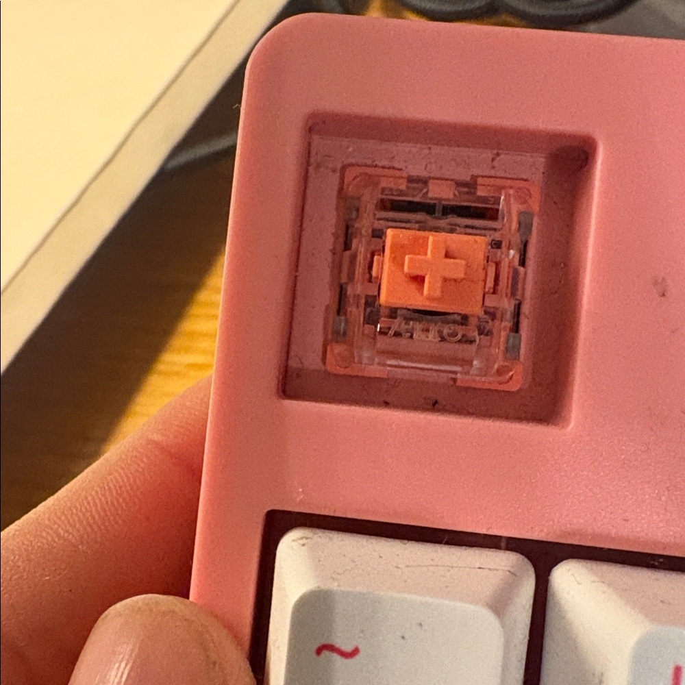 Sakura Pink Mechanical Keyboard Akko - Picture 3 of 9